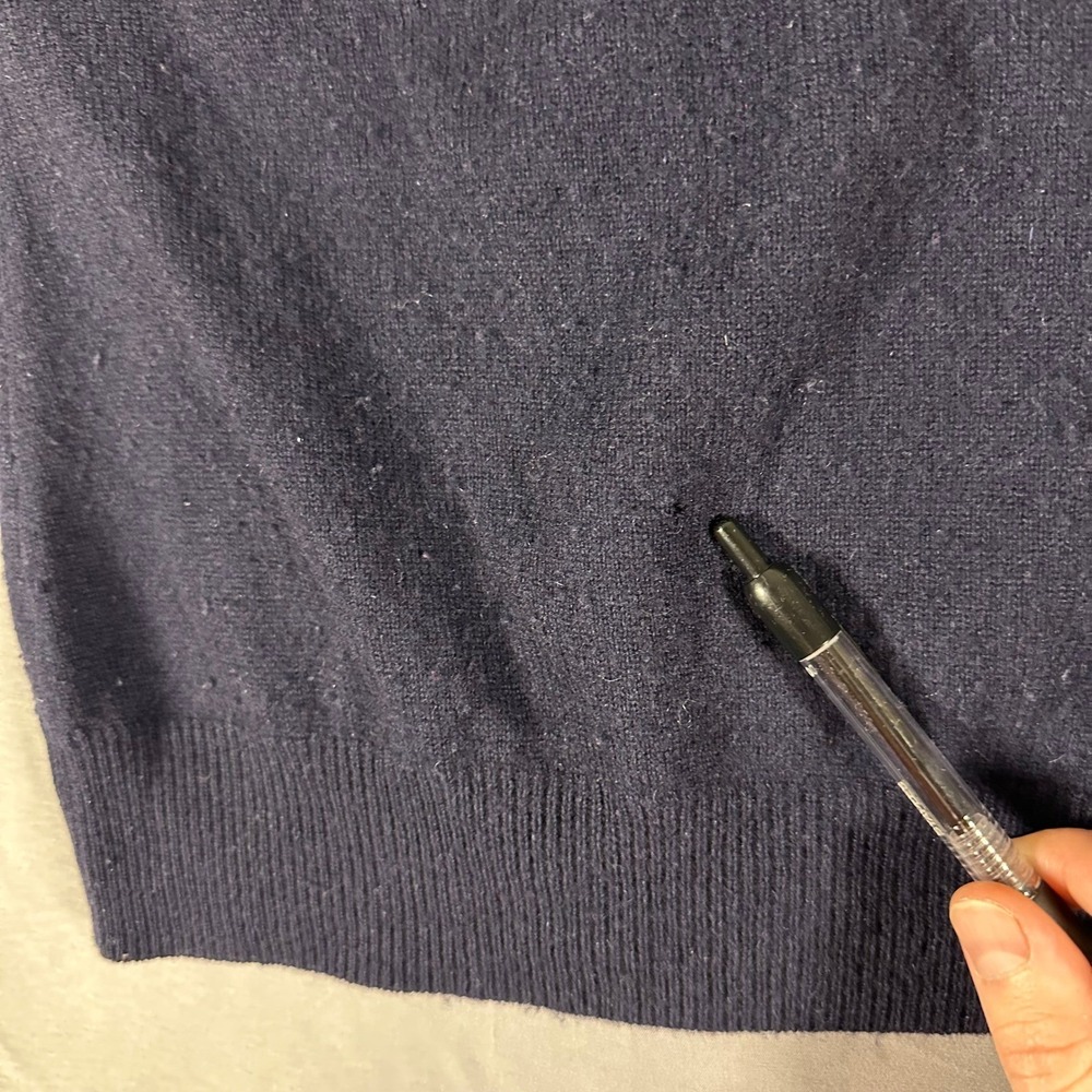 J.Crew V-Neck Sweater Women Small Navy Blue Fair 100%‎ Cashmere Holes Flaw - Picture 8 of 14